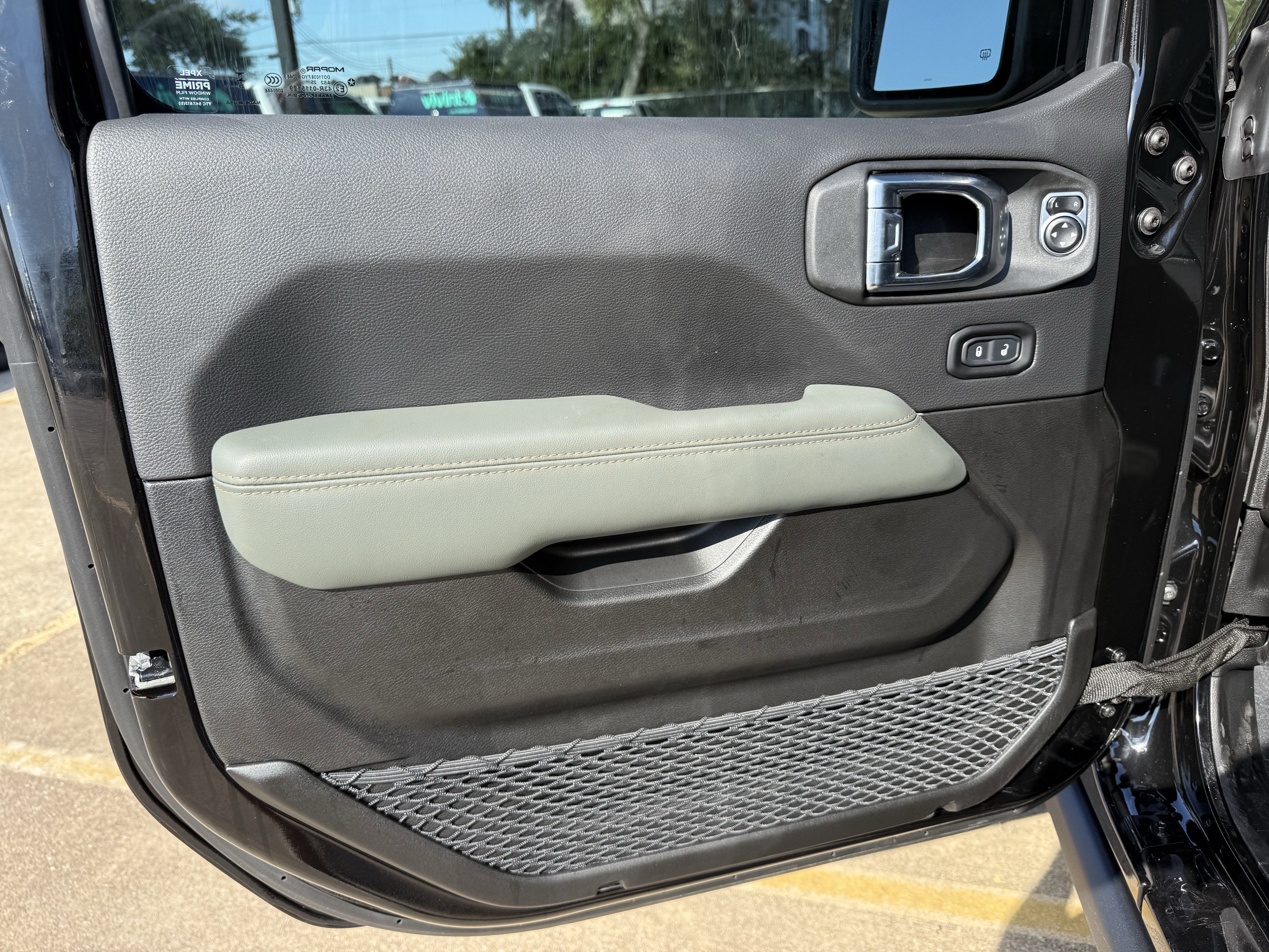 2025 Jeep Gladiator GLADIATOR MOJAVE 4X4