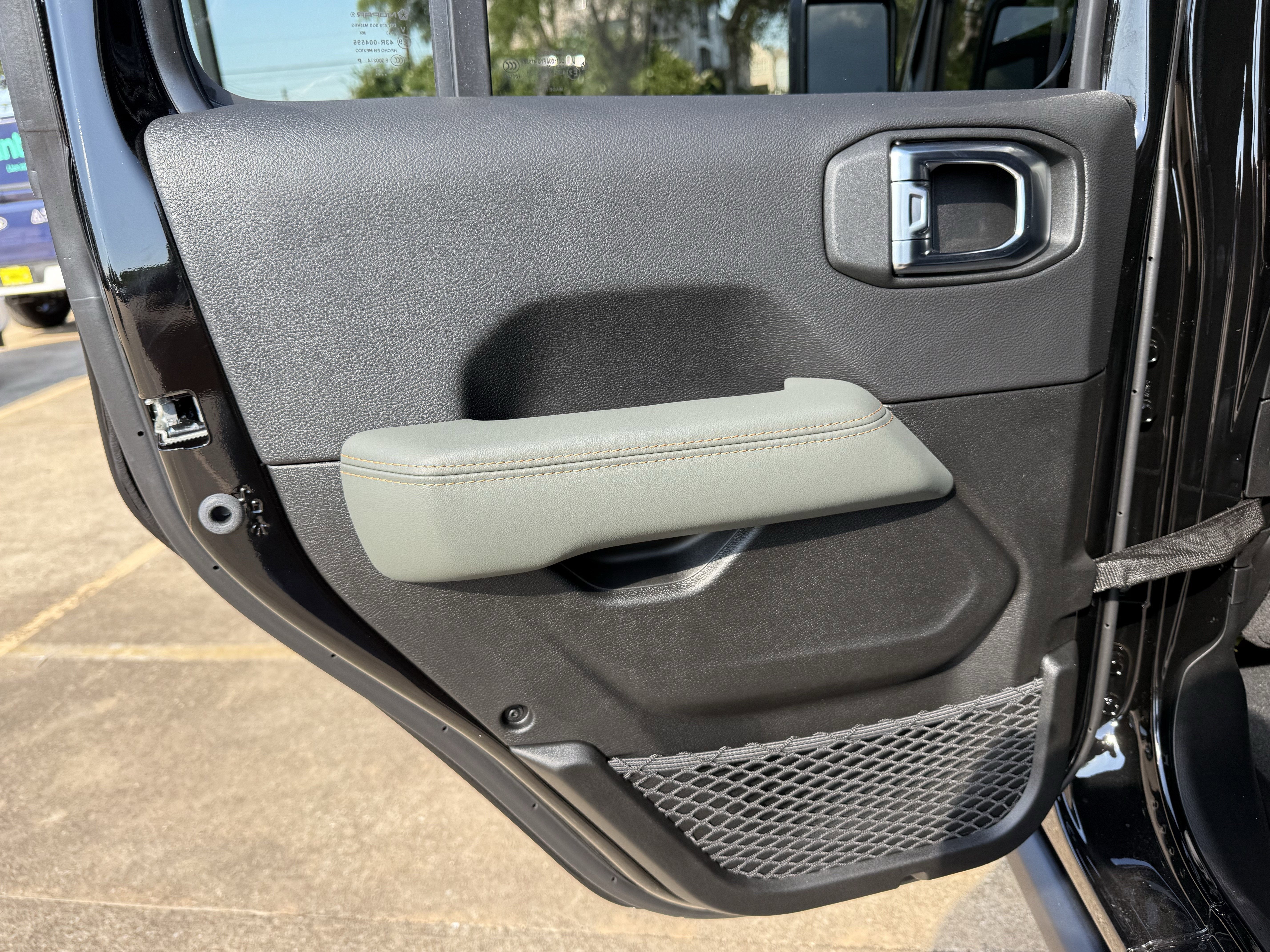 2025 Jeep Gladiator GLADIATOR MOJAVE 4X4