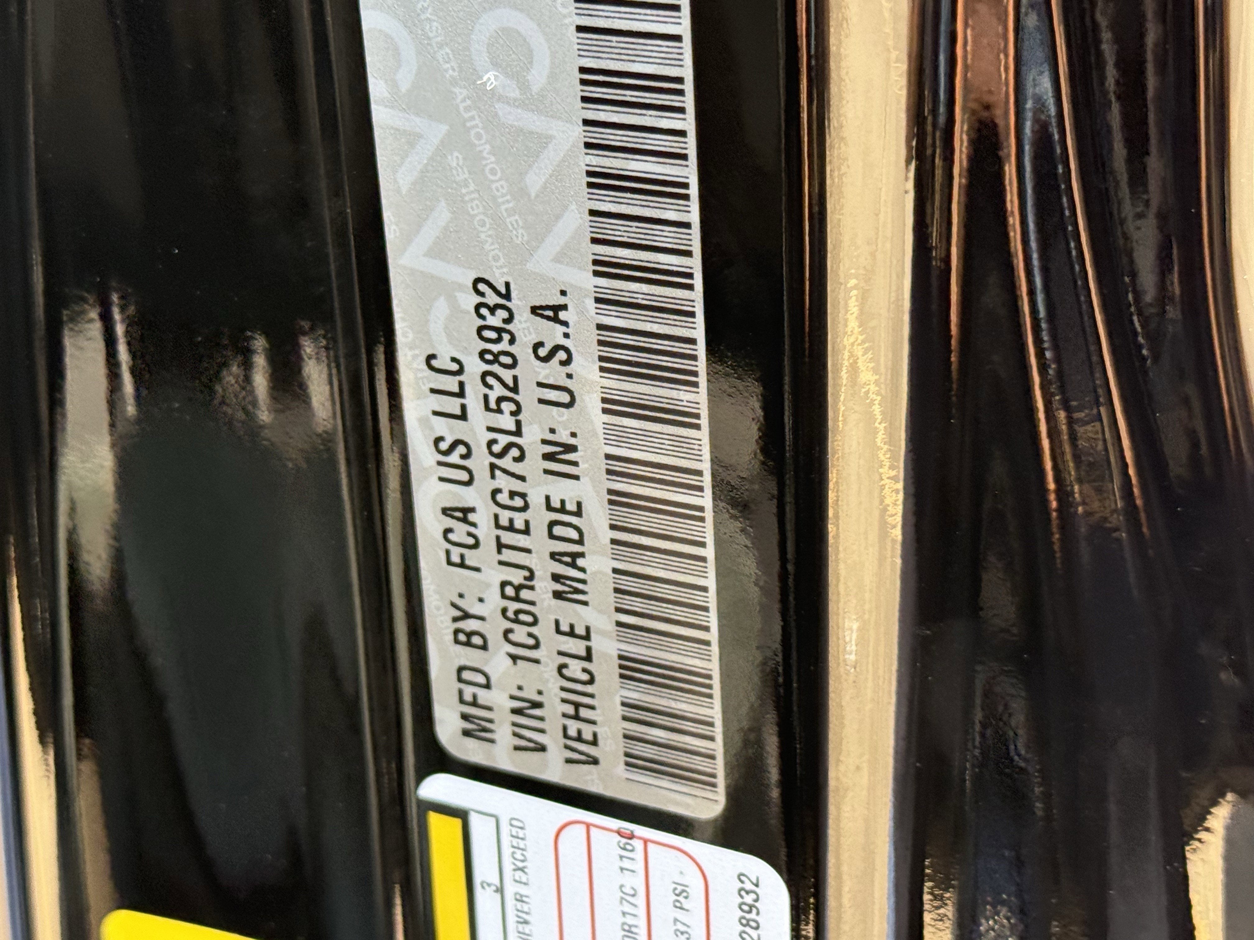 2025 Jeep Gladiator GLADIATOR MOJAVE 4X4