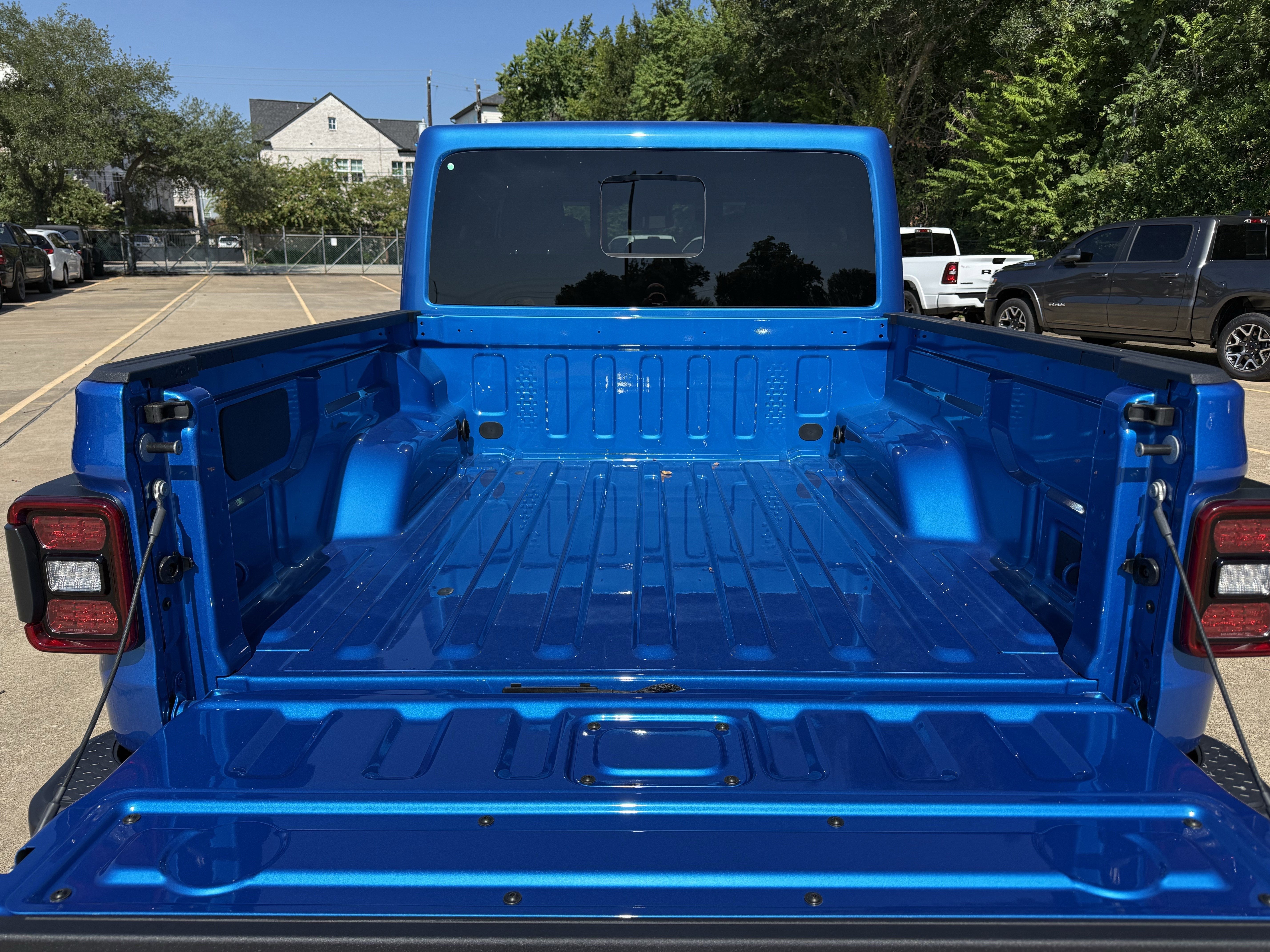 2025 Jeep Gladiator GLADIATOR MOJAVE 4X4