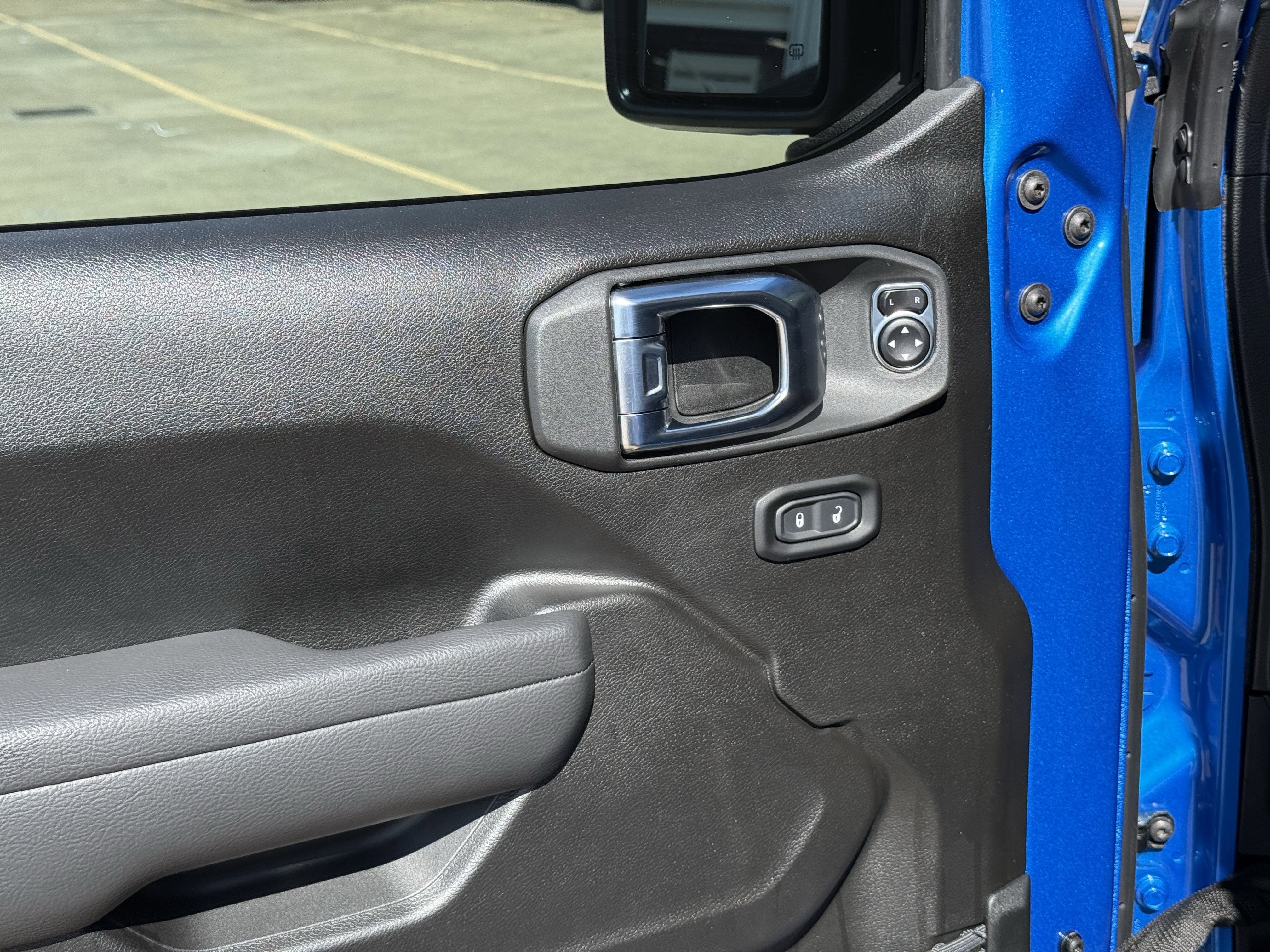 2025 Jeep Gladiator GLADIATOR MOJAVE 4X4