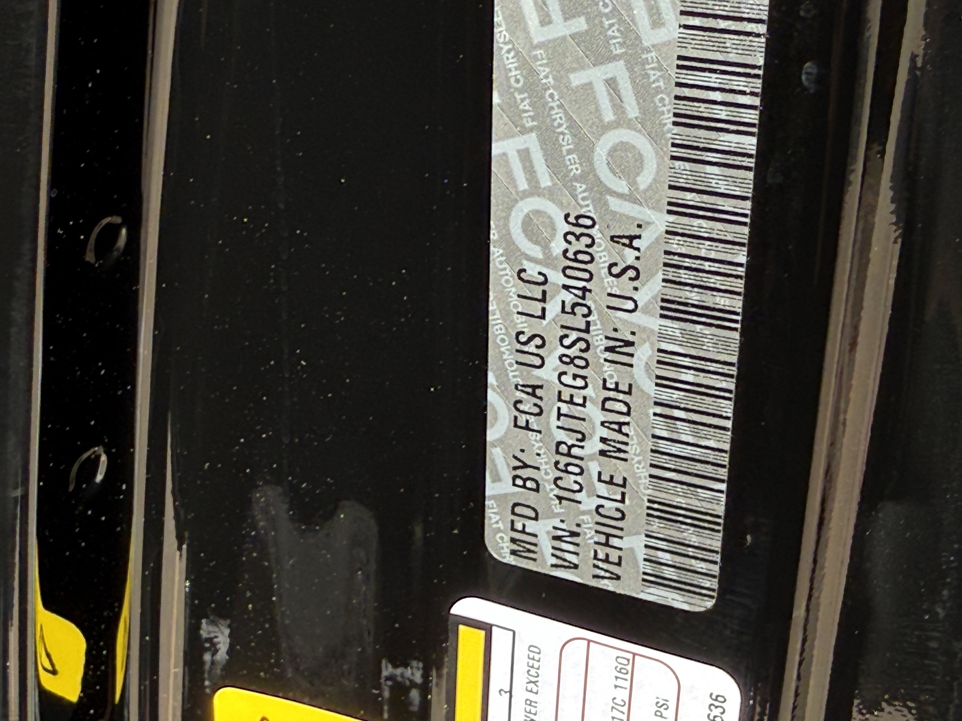 2025 Jeep Gladiator GLADIATOR MOJAVE 4X4