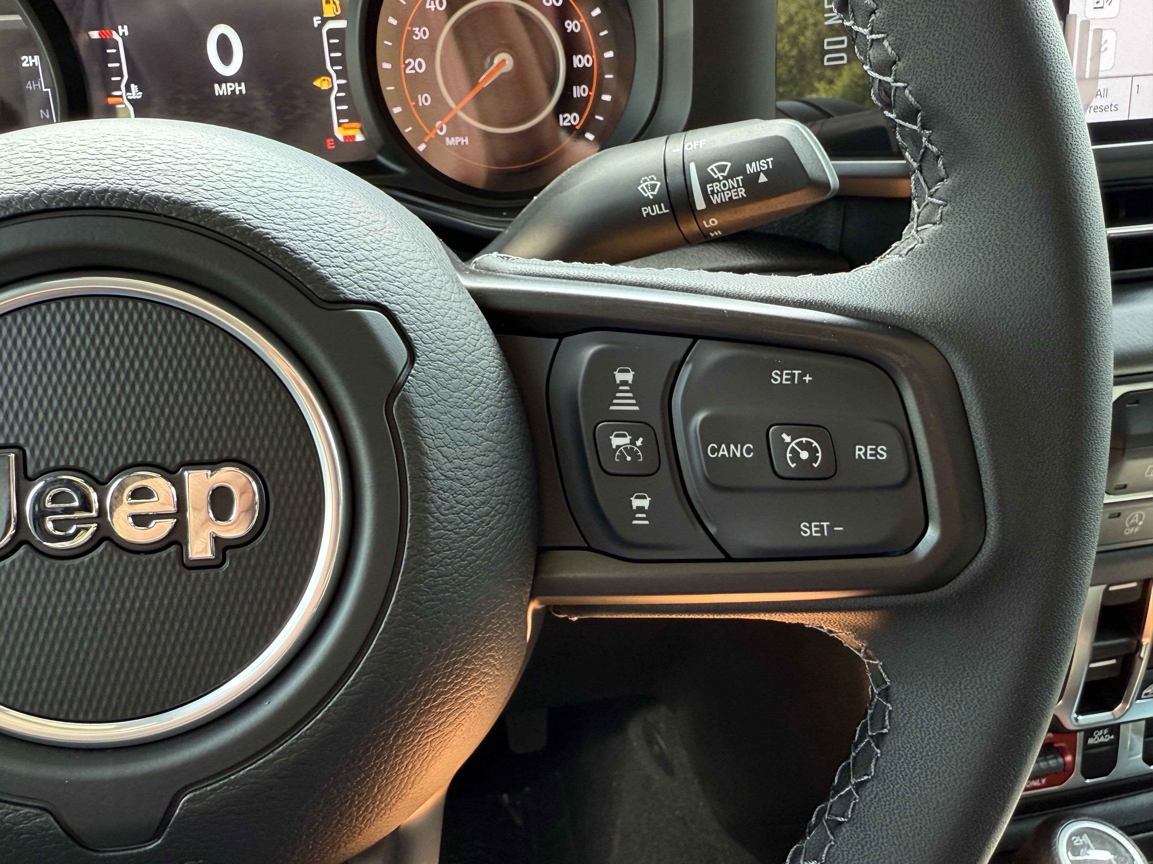 2025 Jeep Gladiator GLADIATOR MOJAVE 4X4