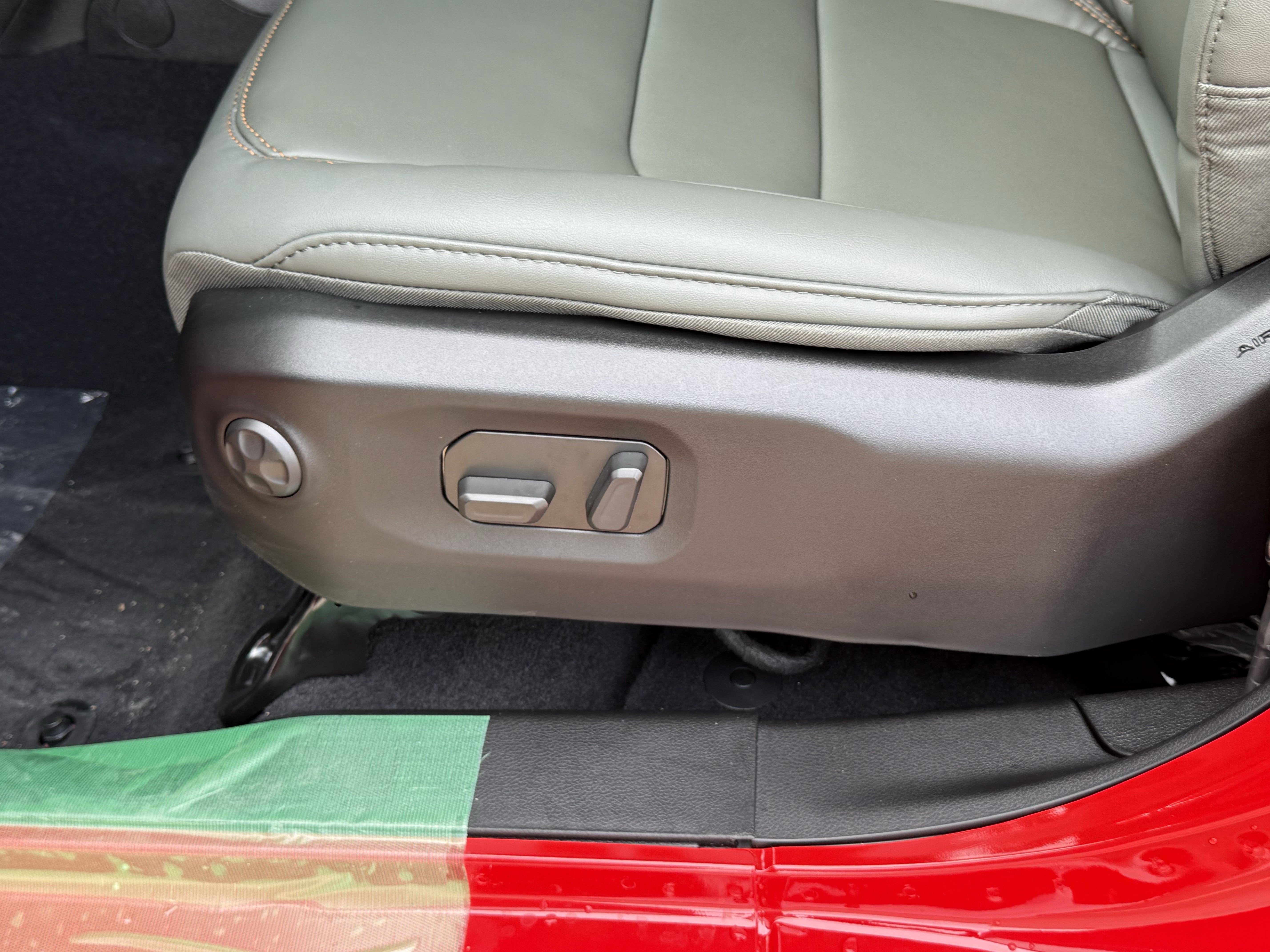 2025 Jeep Gladiator GLADIATOR MOJAVE 4X4