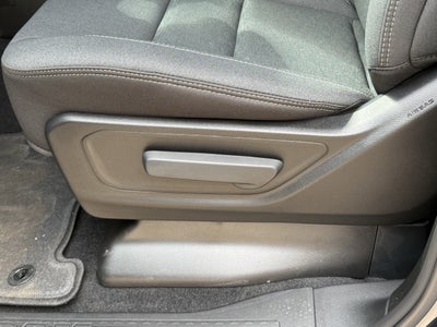 2026 RAM 1500 EXPRESS CREW CAB 4X4 5'7' BOX