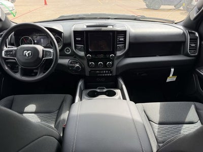 2026 RAM 1500 EXPRESS CREW CAB 4X4 5'7' BOX