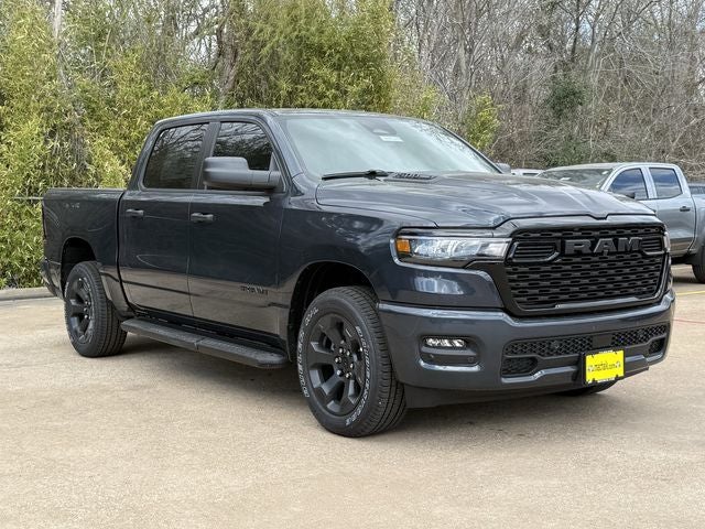 2026 RAM 1500 EXPRESS CREW CAB 4X4 5'7' BOX