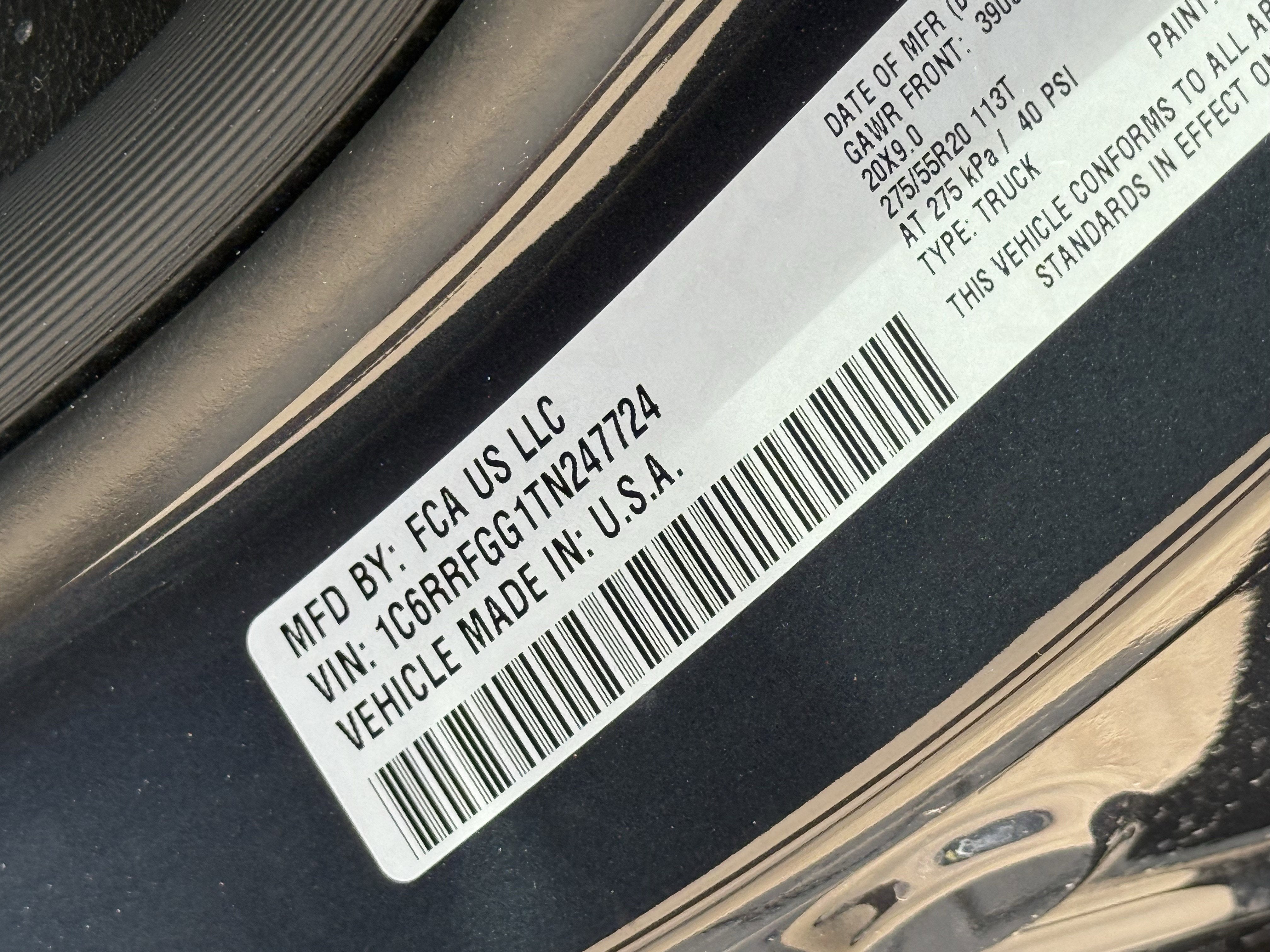 2026 RAM 1500 EXPRESS CREW CAB 4X4 5'7' BOX