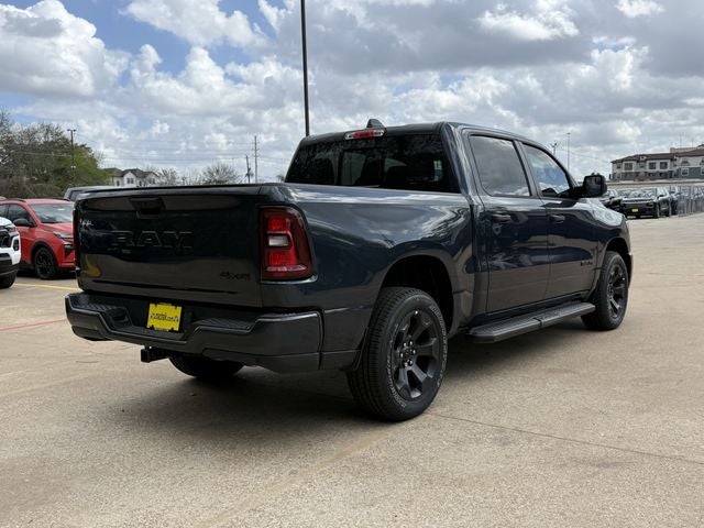 2026 RAM 1500 EXPRESS CREW CAB 4X4 5'7' BOX