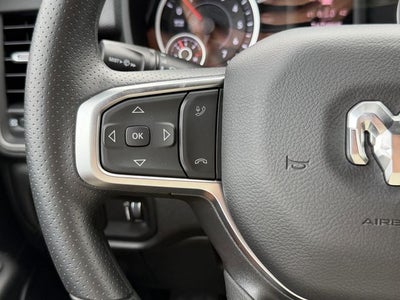 2026 RAM 1500 EXPRESS CREW CAB 4X4 5'7' BOX