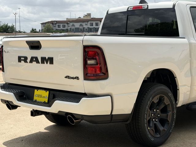 2026 RAM 1500 EXPRESS CREW CAB 4X4 5'7' BOX