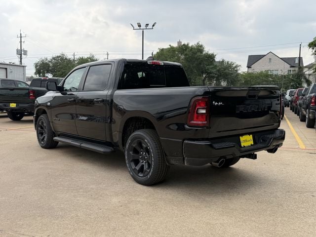 2026 RAM 1500 EXPRESS CREW CAB 4X4 5'7' BOX
