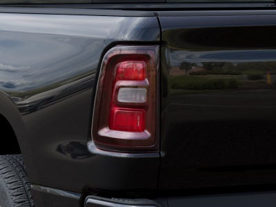2026 RAM 1500 EXPRESS CREW CAB 4X4 5'7' BOX
