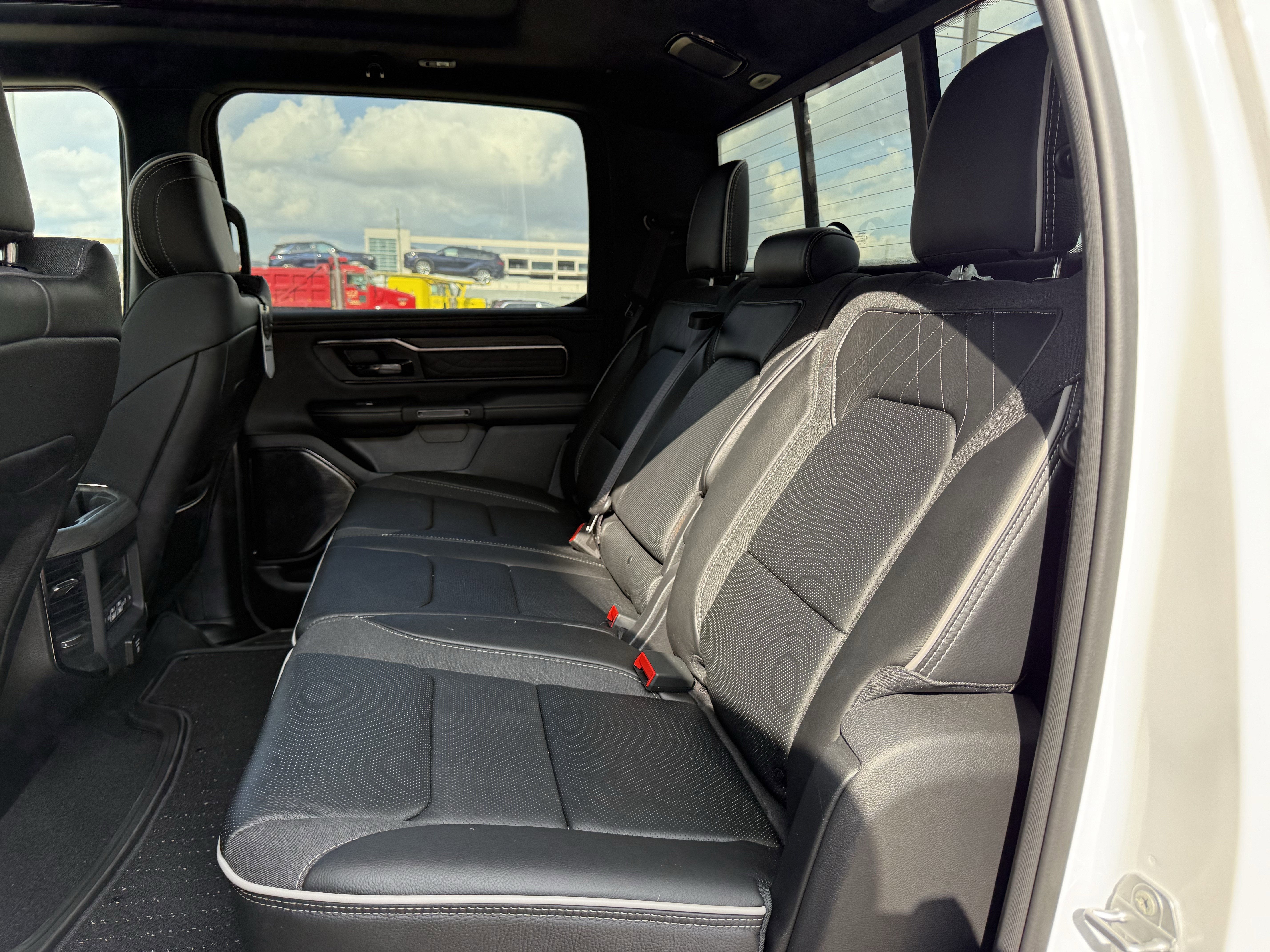 2025 RAM 1500 LIMITED