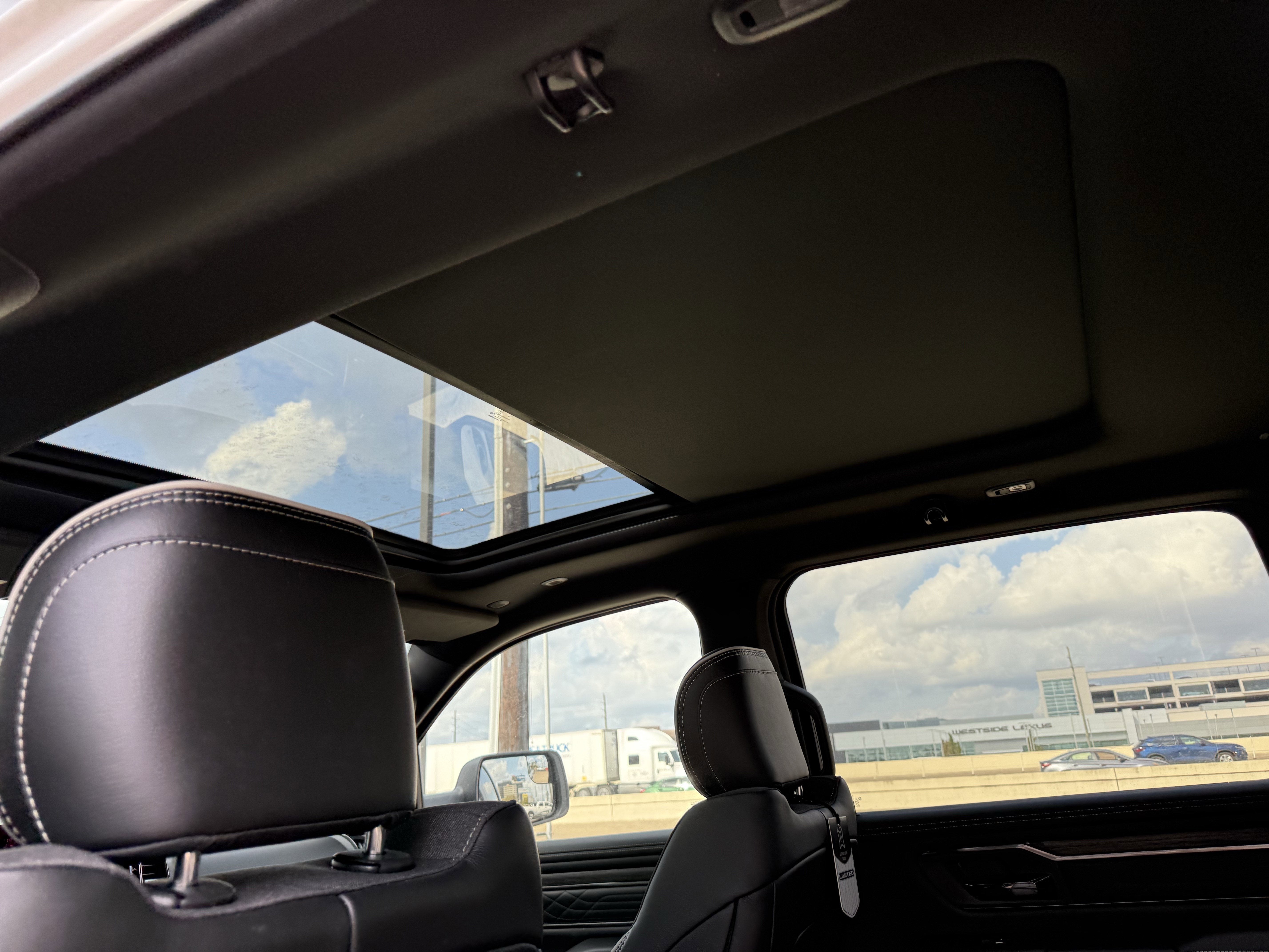 2025 RAM 1500 LIMITED