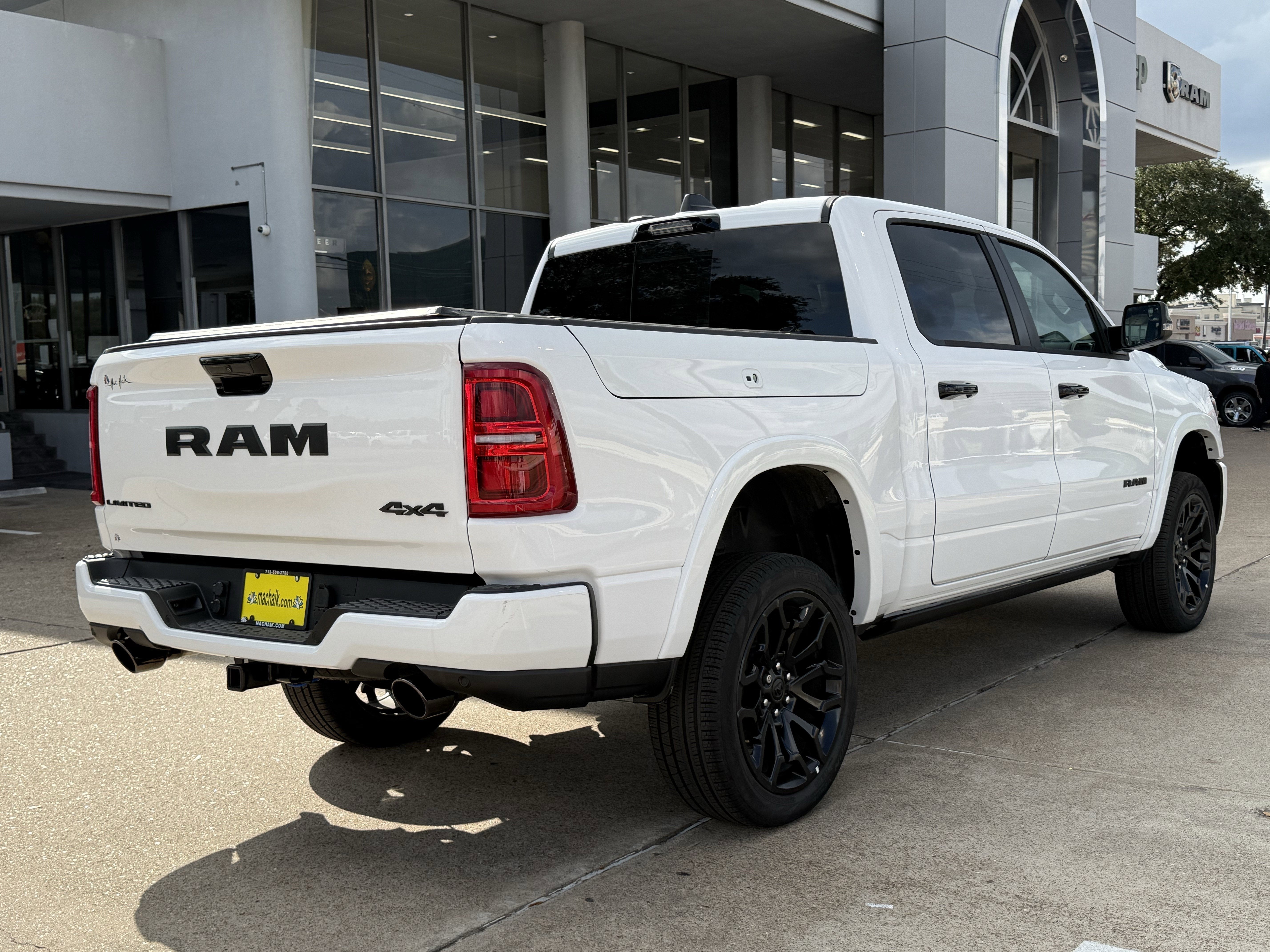 2025 RAM 1500 LIMITED