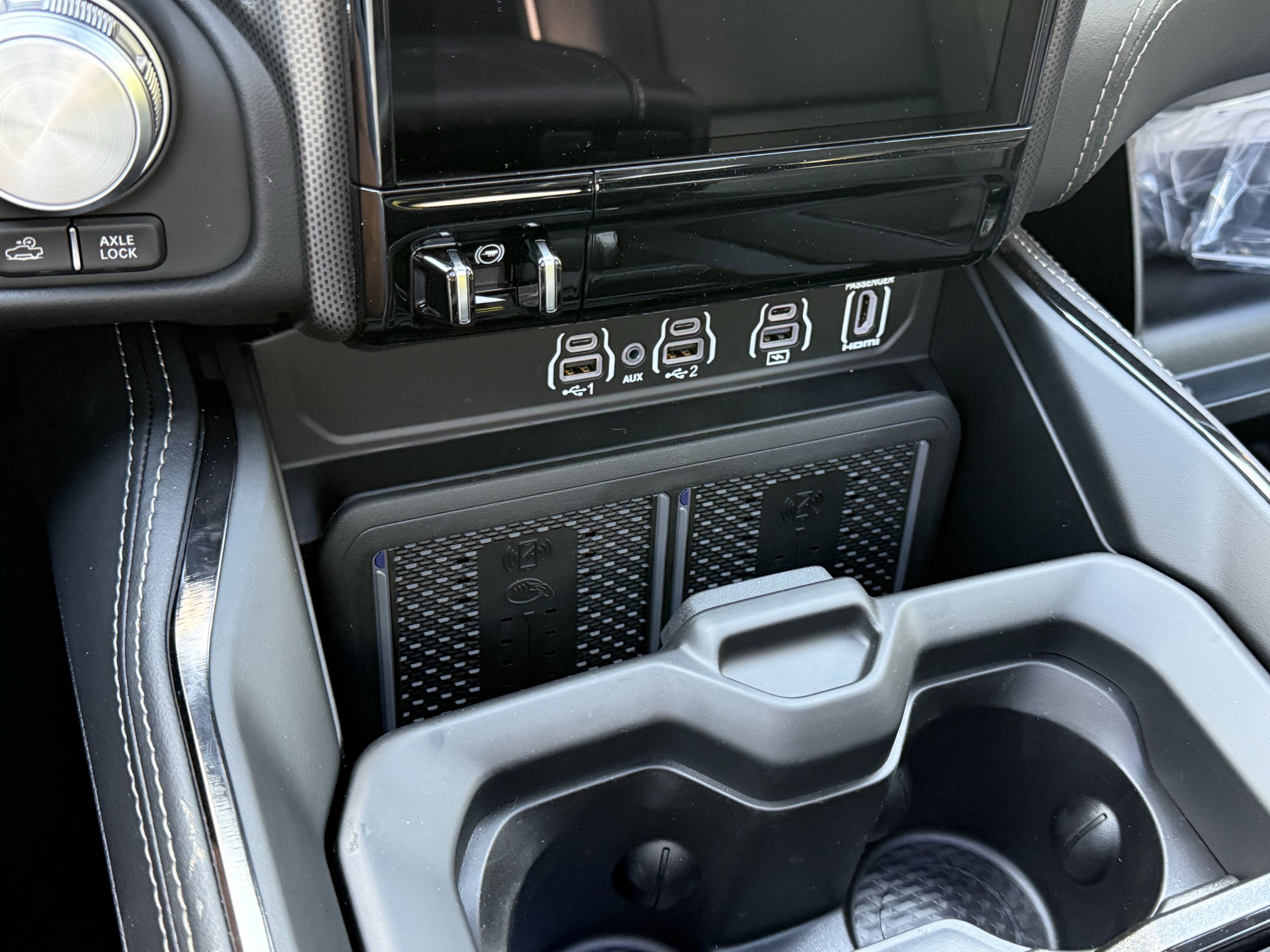 2026 RAM 1500 LIMITED