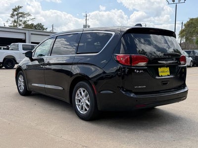2026 Chrysler Voyager VOYAGER LX