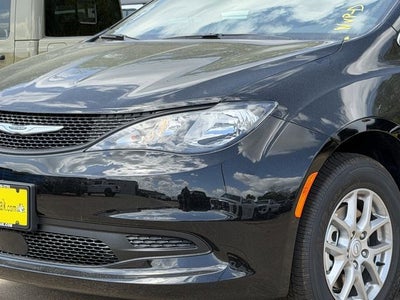 2026 Chrysler Voyager VOYAGER LX