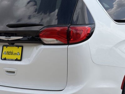 2026 Chrysler Voyager VOYAGER LX