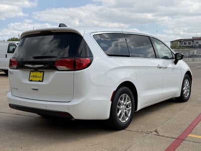 2026 Chrysler Voyager VOYAGER LX