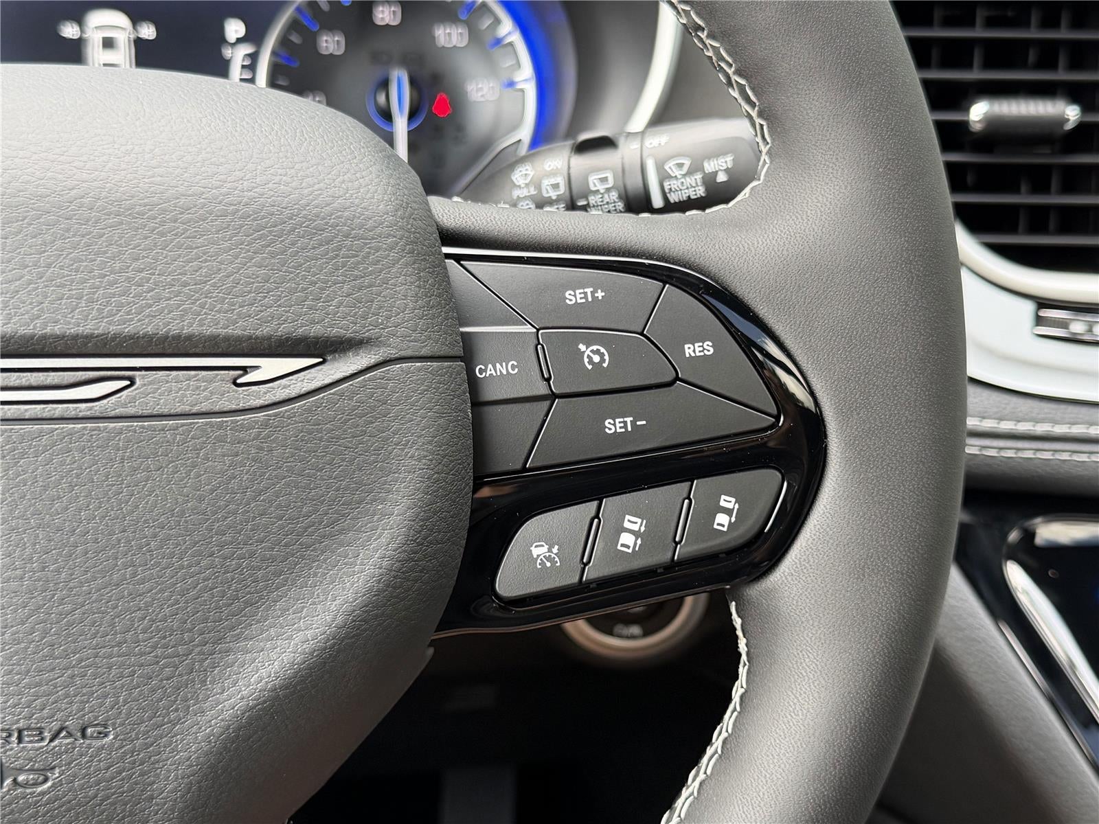 2027 Chrysler Pacifica Limited