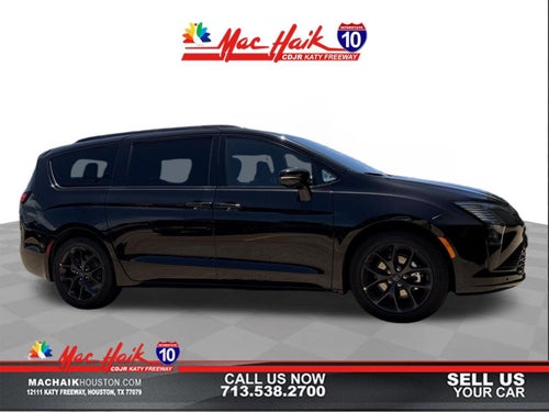 2027 Chrysler Pacifica Limited