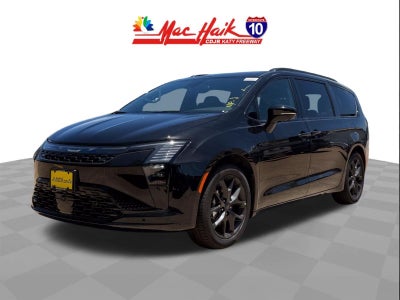 2027 Chrysler Pacifica Limited