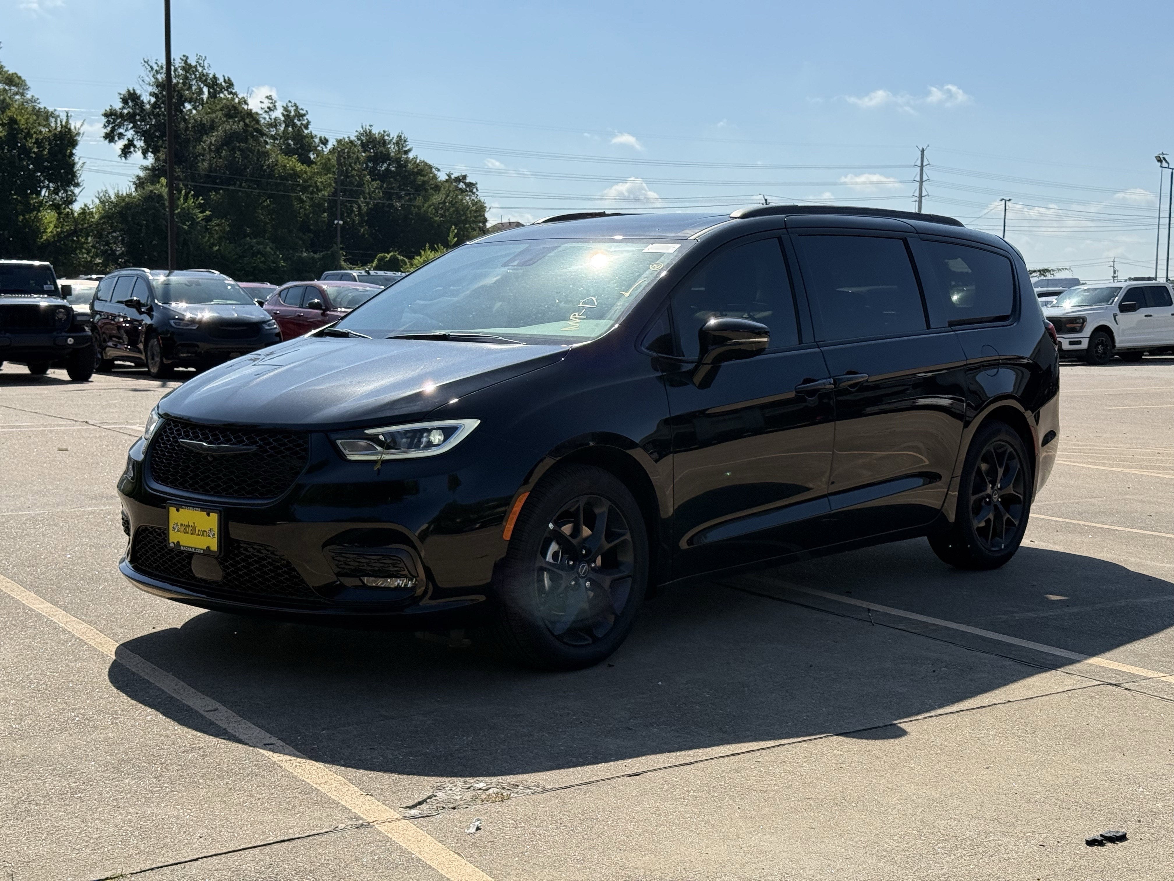 2026 Chrysler Pacifica PACIFICA LIMITED
