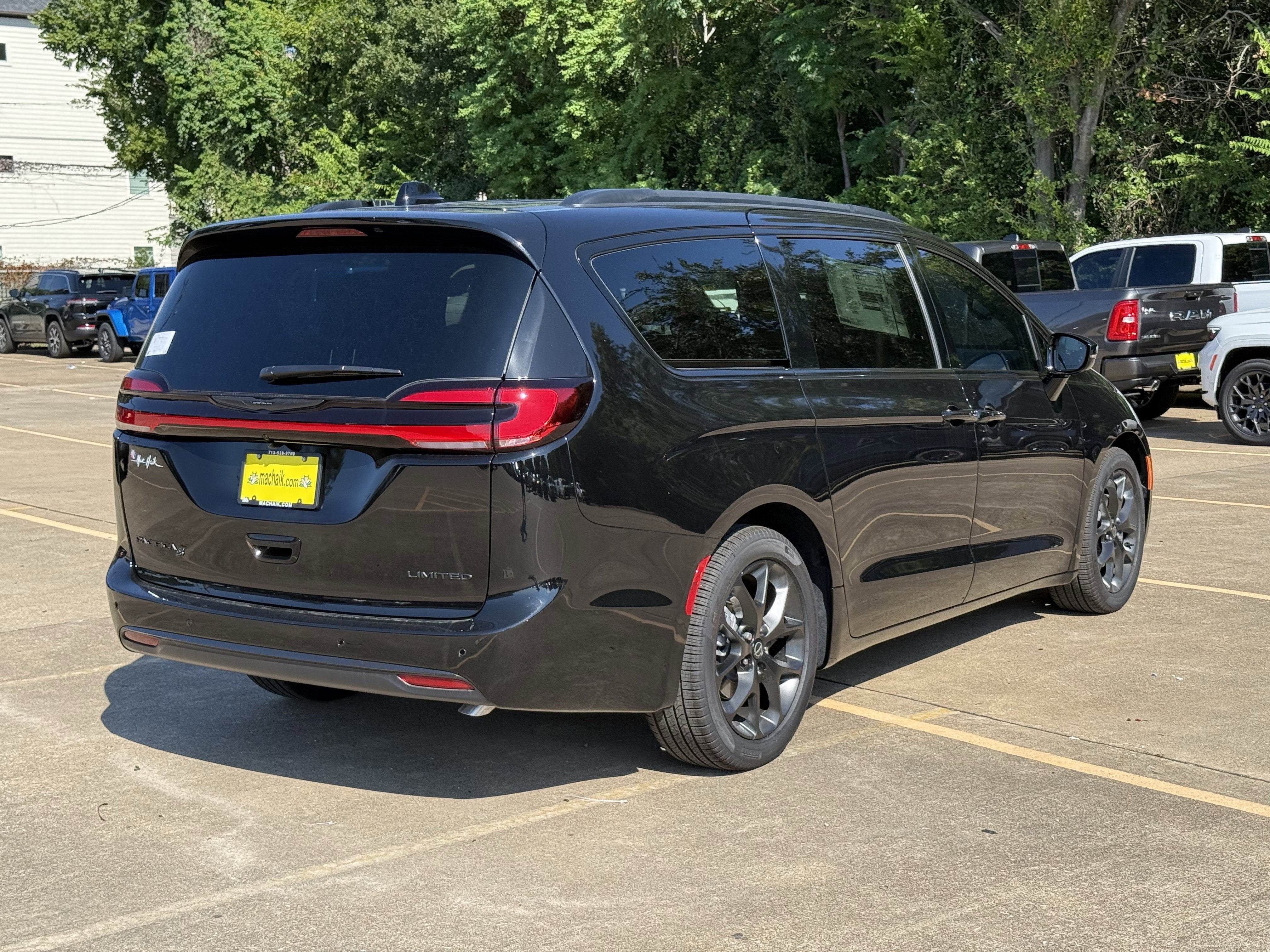 2026 Chrysler Pacifica PACIFICA LIMITED