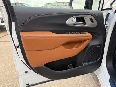 2026 Chrysler Pacifica PACIFICA PINNACLE