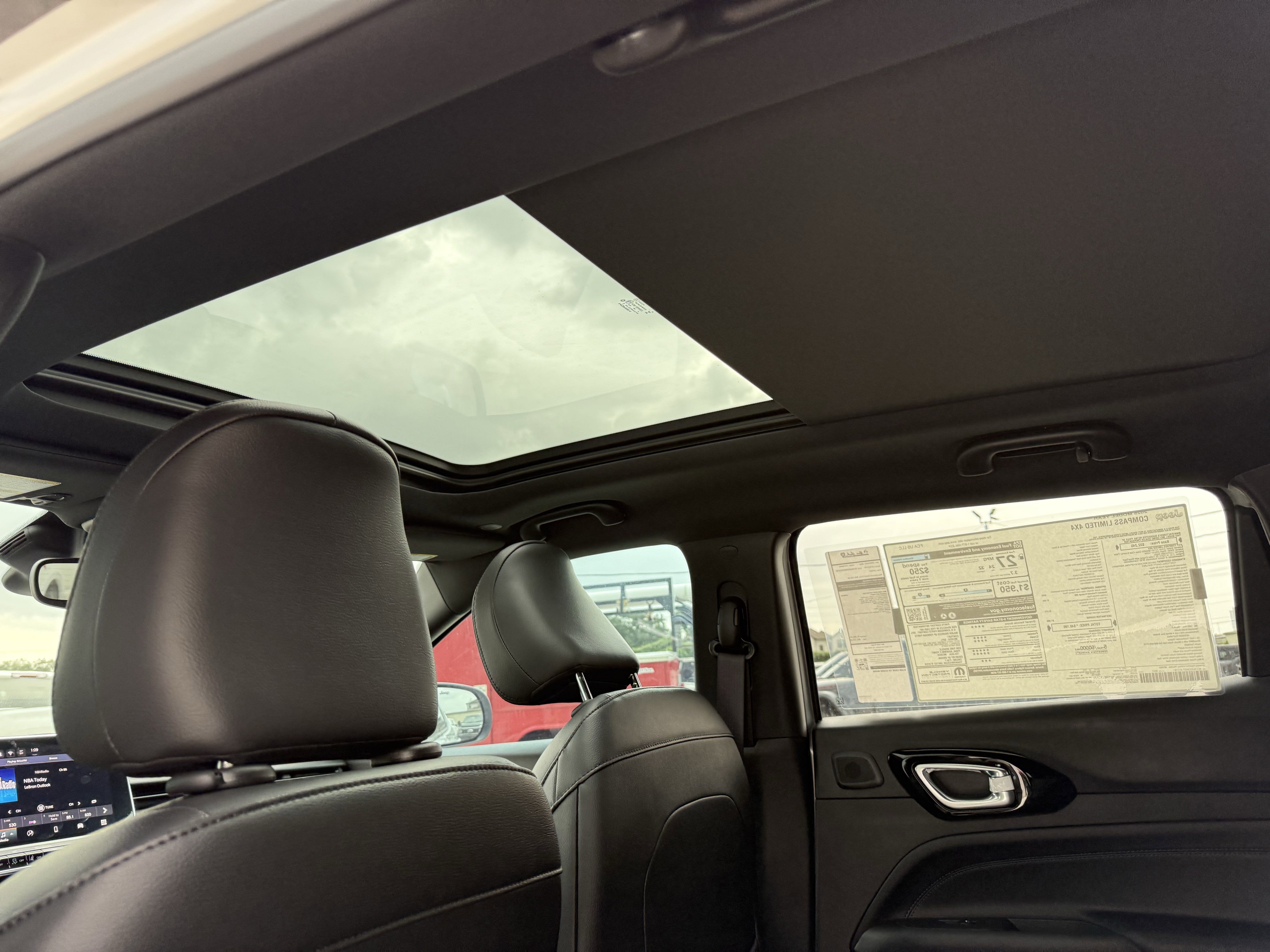 2025 Jeep Compass COMPASS LIMITED 4X4