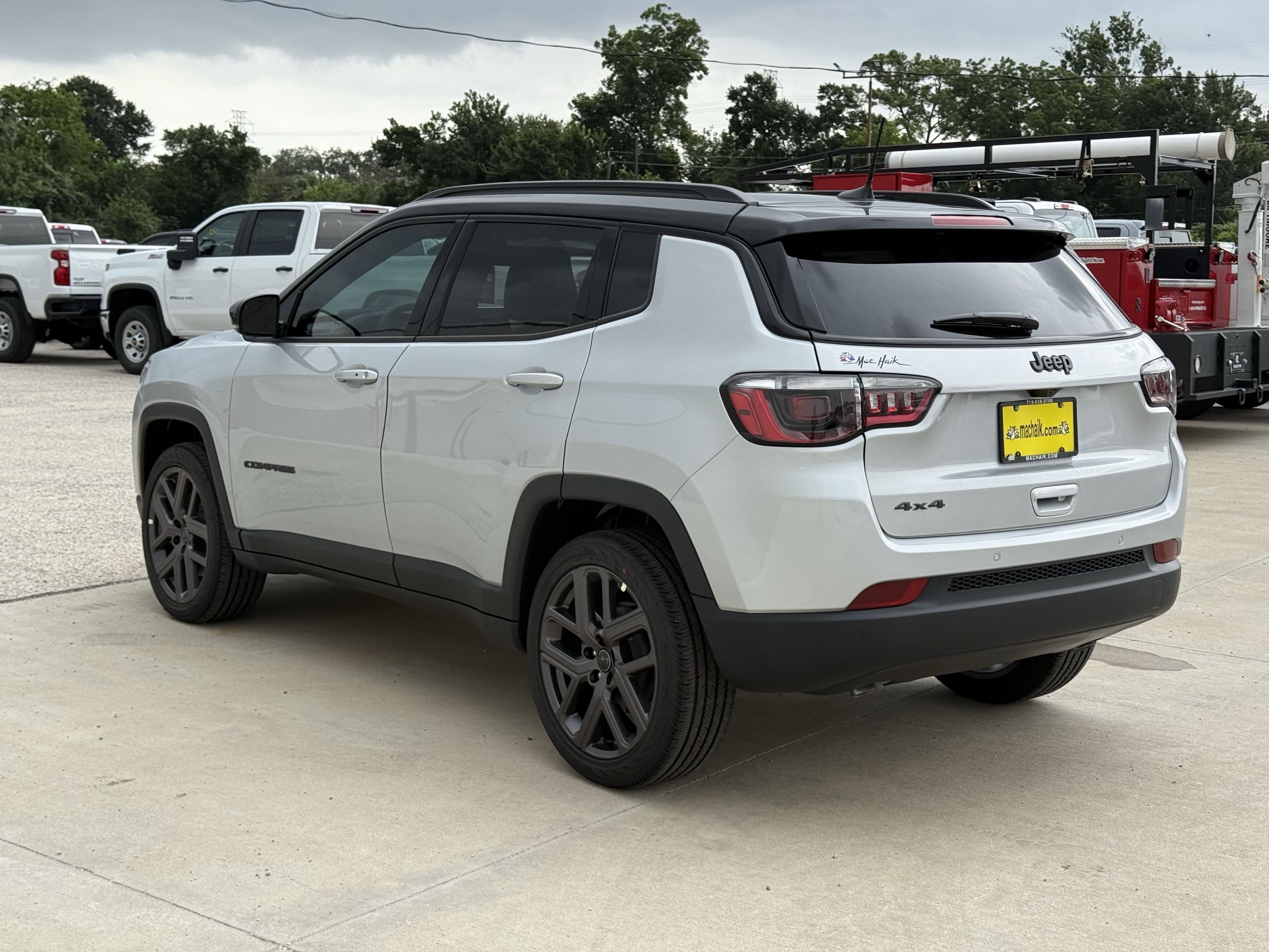 2025 Jeep Compass COMPASS LIMITED 4X4