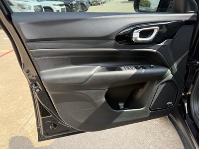 2025 Jeep Compass COMPASS LIMITED 4X4