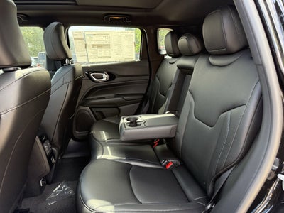 2025 Jeep Compass COMPASS LIMITED 4X4