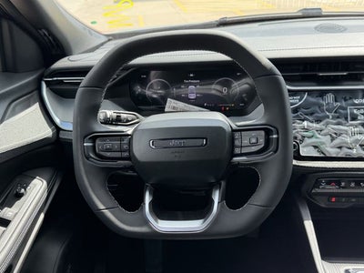 2026 Jeep Cherokee CHEROKEE LAREDO 4X4