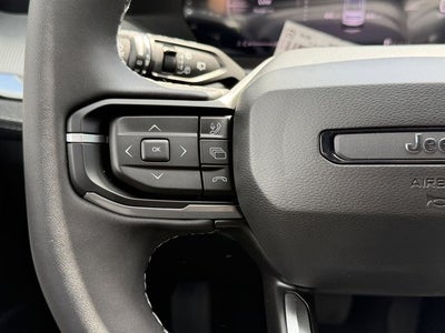 2026 Jeep Cherokee CHEROKEE LAREDO 4X4