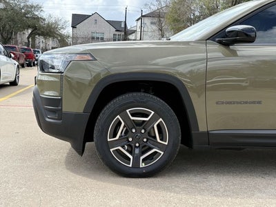 2026 Jeep Cherokee CHEROKEE LAREDO 4X4