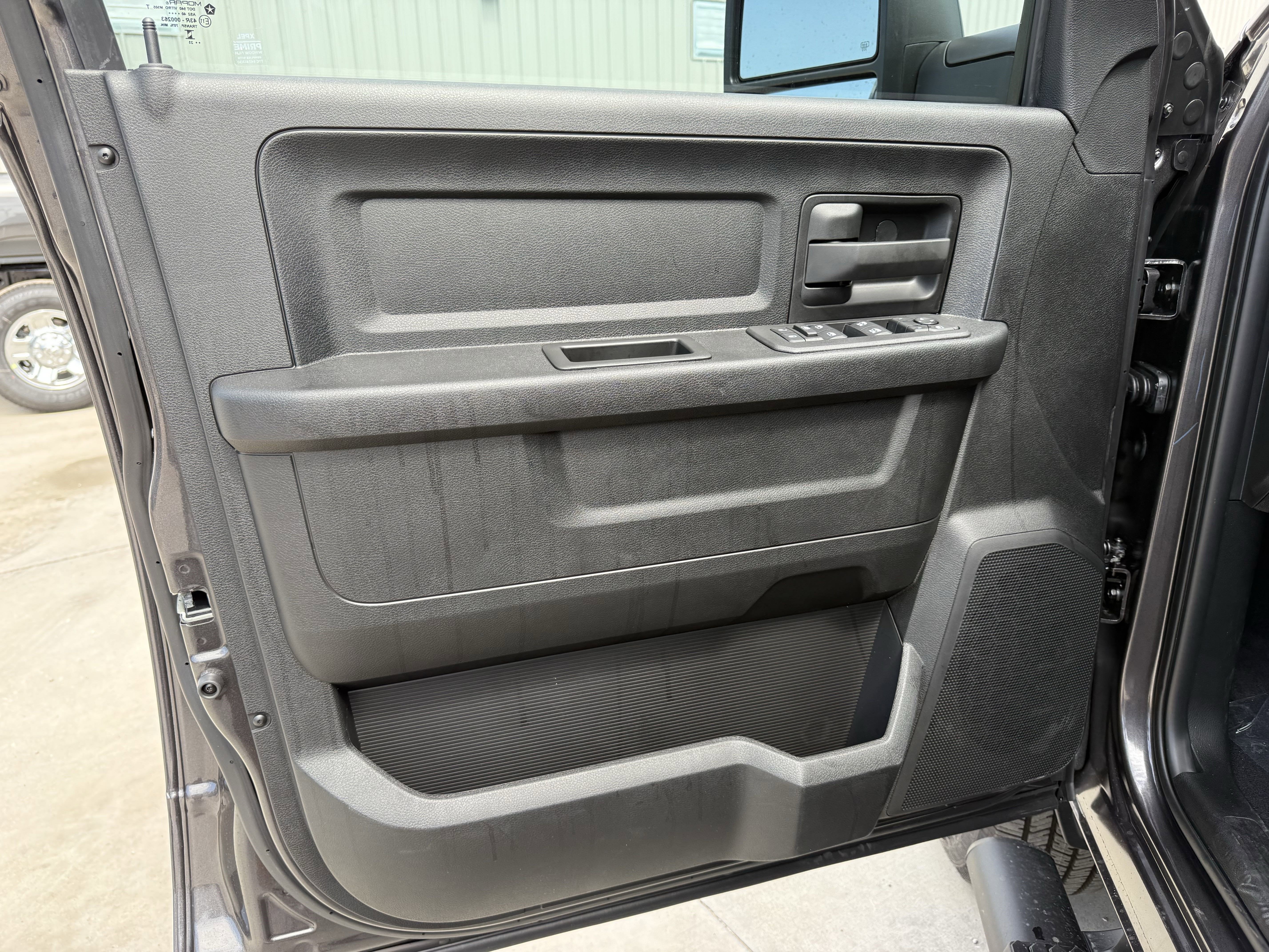 2025 RAM 2500 Tradesman