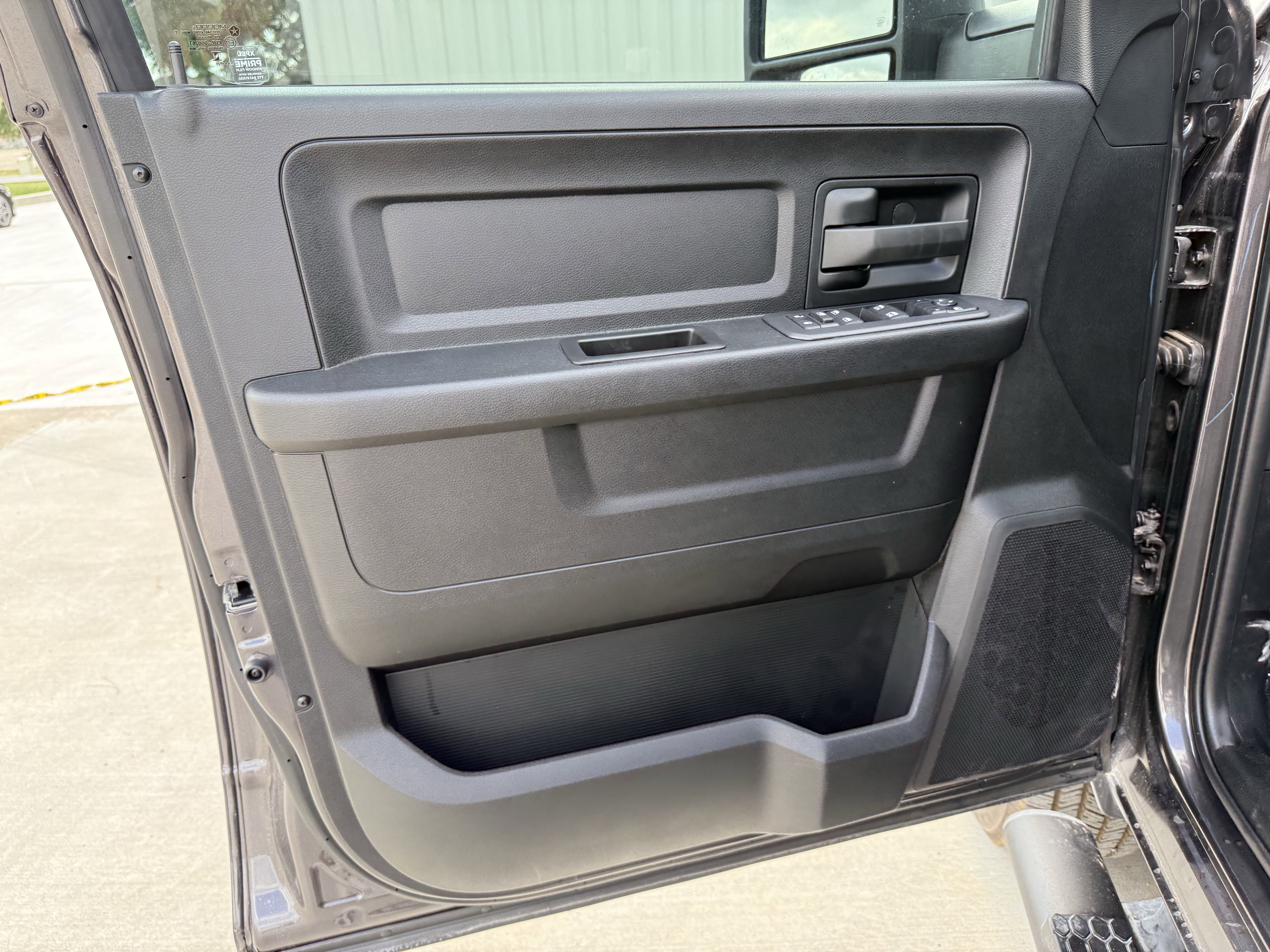 2025 RAM 2500 Tradesman