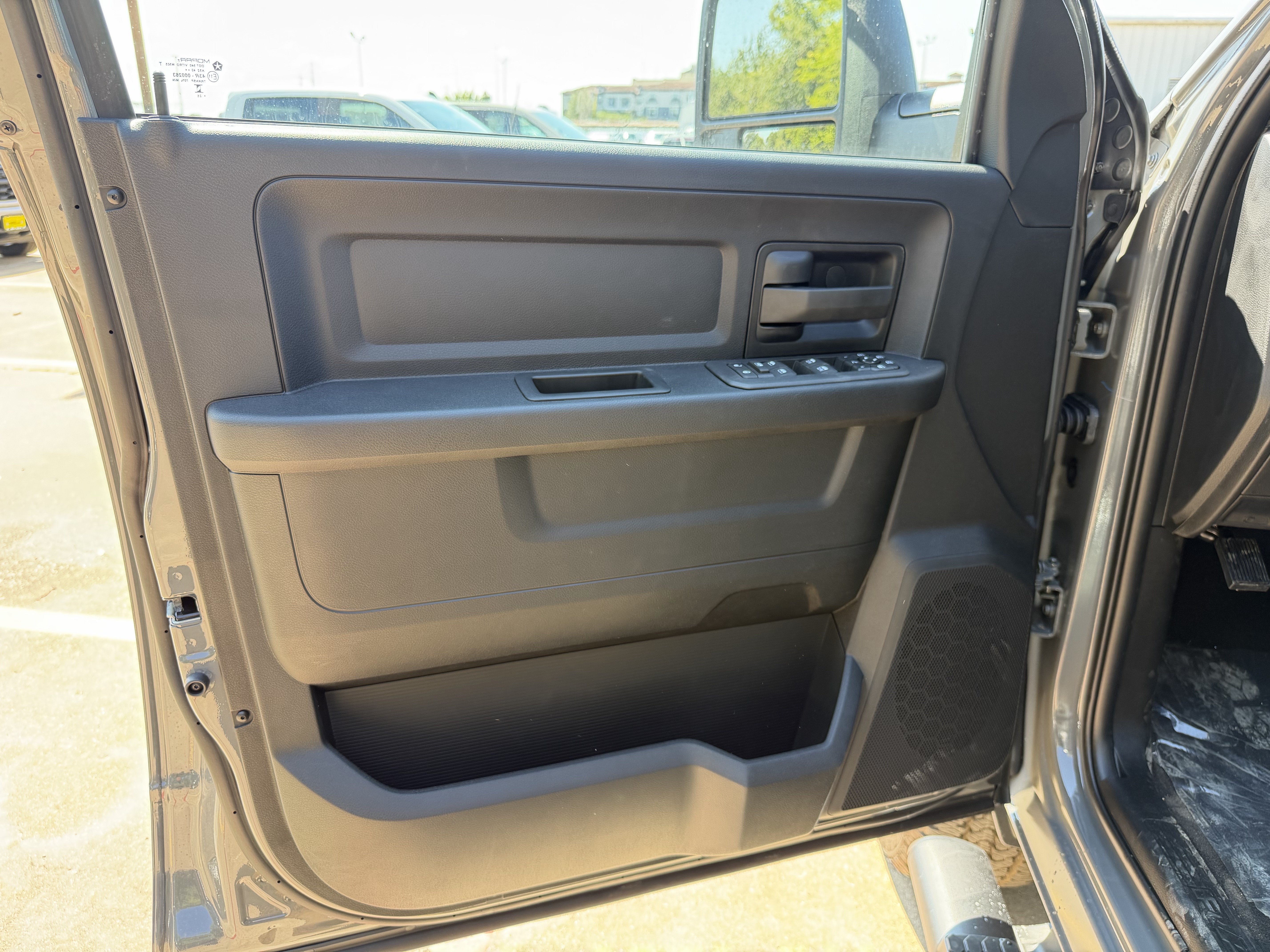 2027 RAM 2500 Black Express