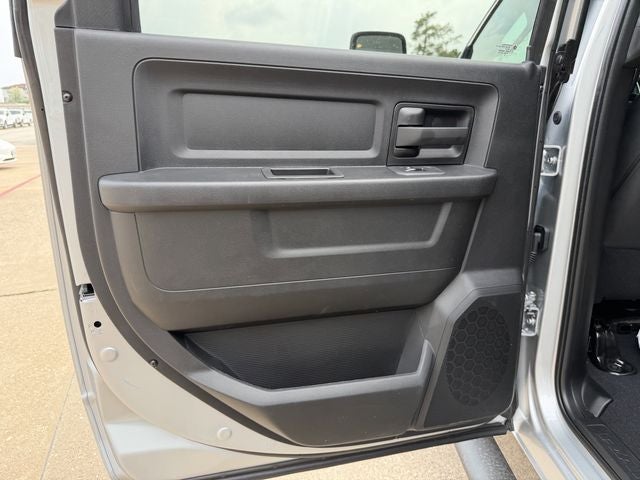 2026 RAM 2500 BLACK EXPRESS CREW CAB 4X4 6'4' BOX