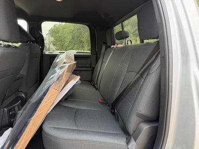 2026 RAM 2500 BLACK EXPRESS CREW CAB 4X4 6'4' BOX