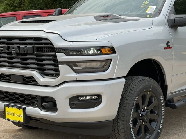 2026 RAM 2500 BLACK EXPRESS CREW CAB 4X4 6'4' BOX