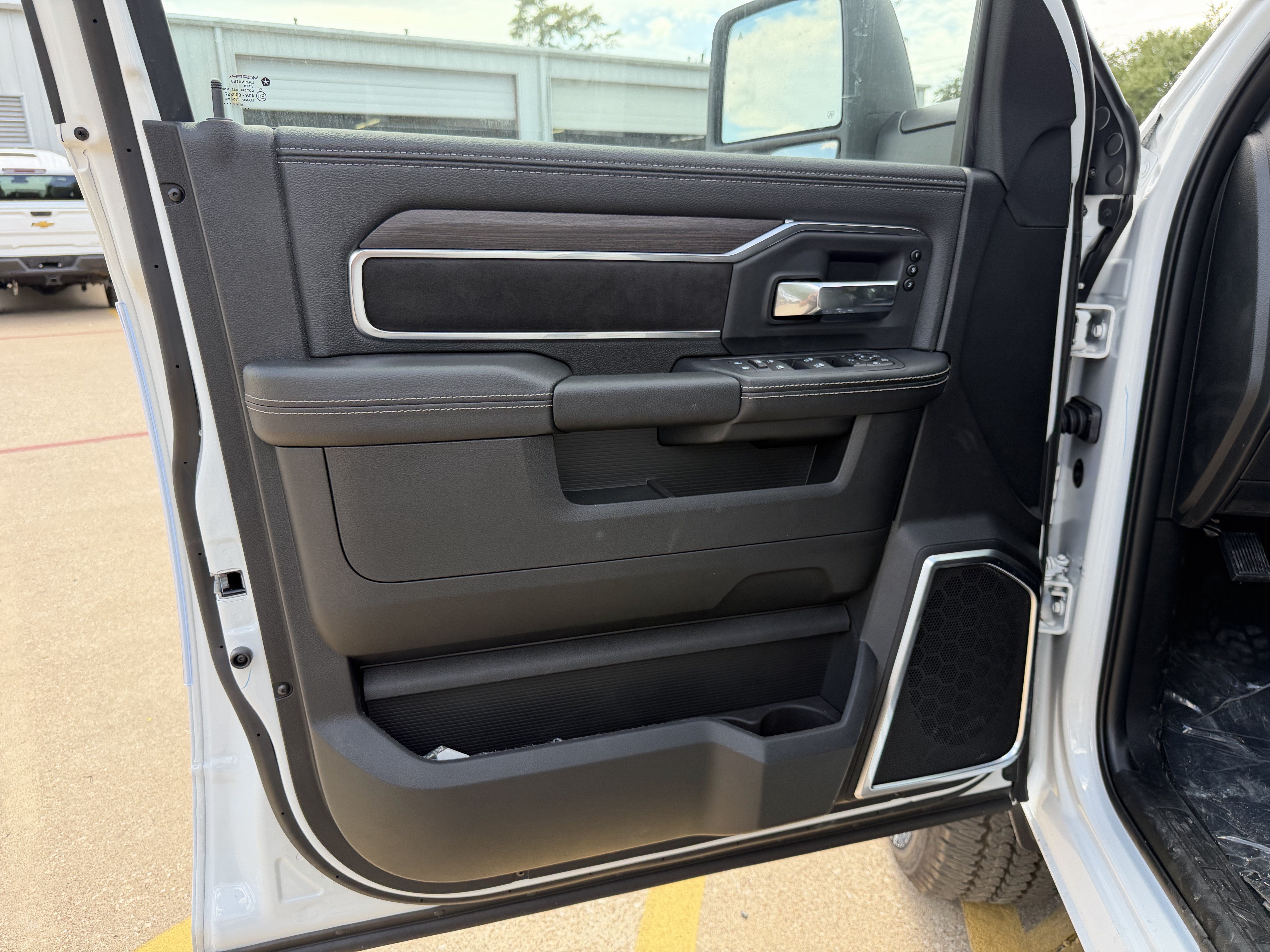 2027 RAM 2500 Laramie