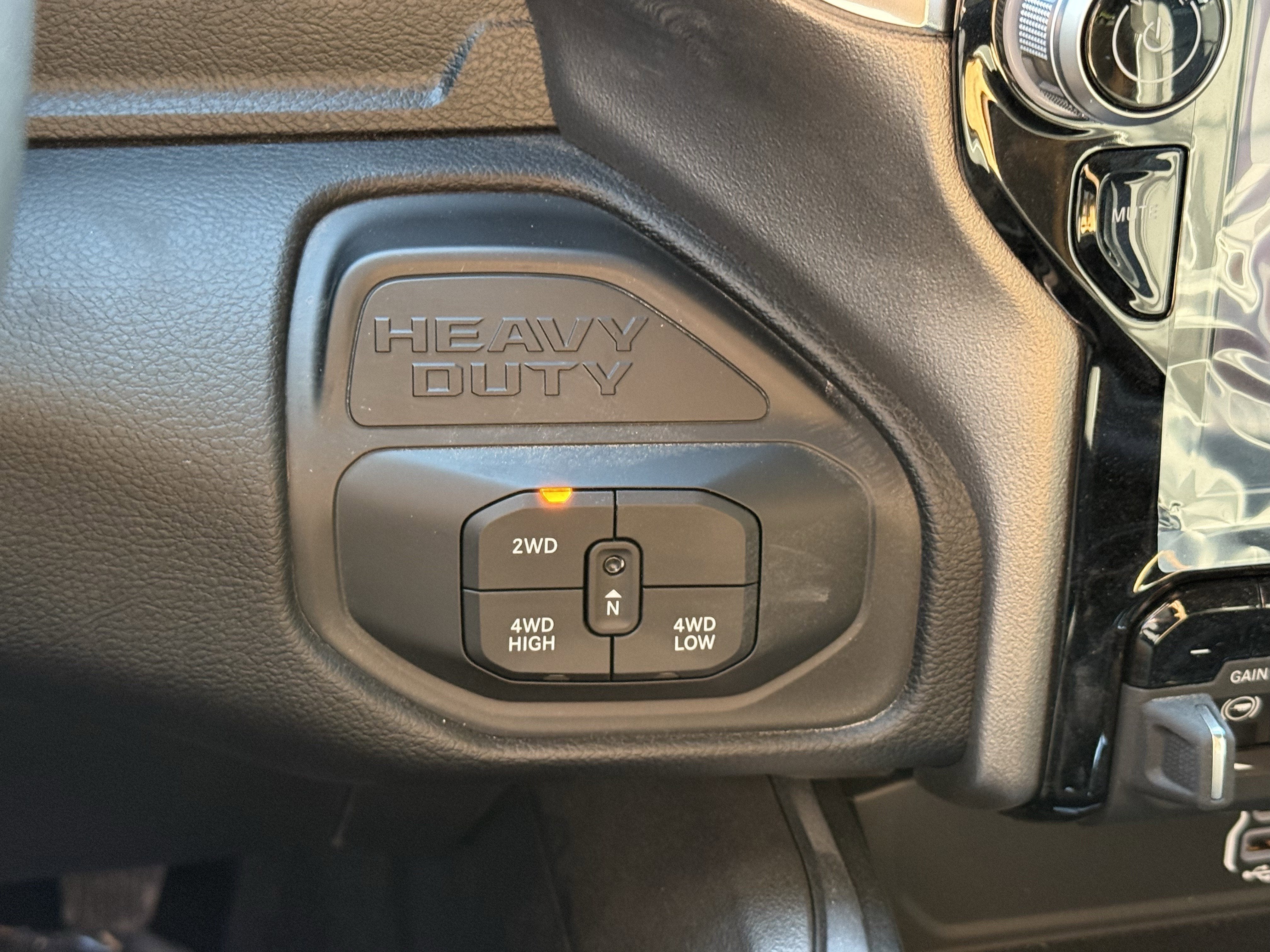 2025 RAM 2500 LARAMIE