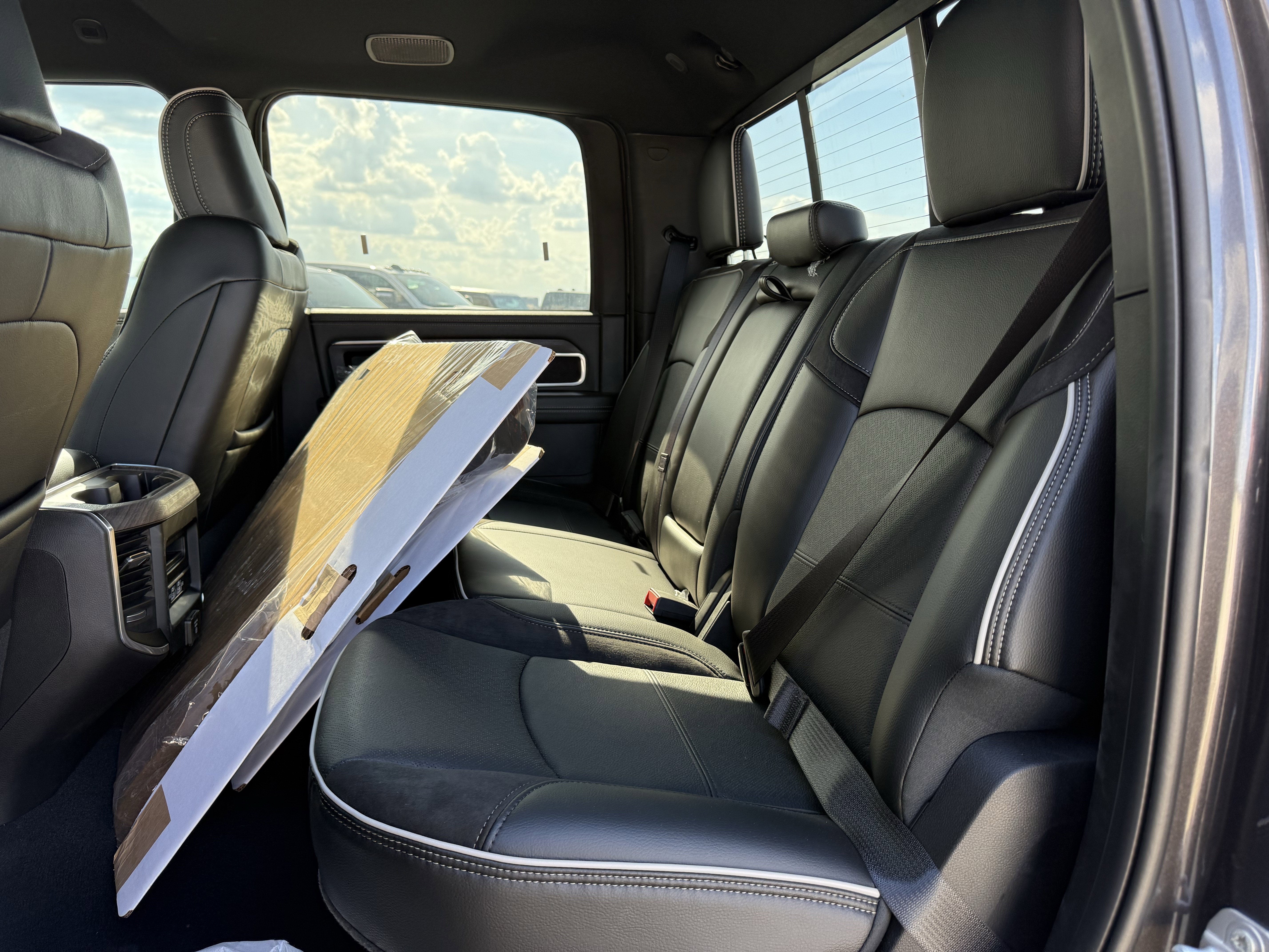 2025 RAM 2500 LARAMIE