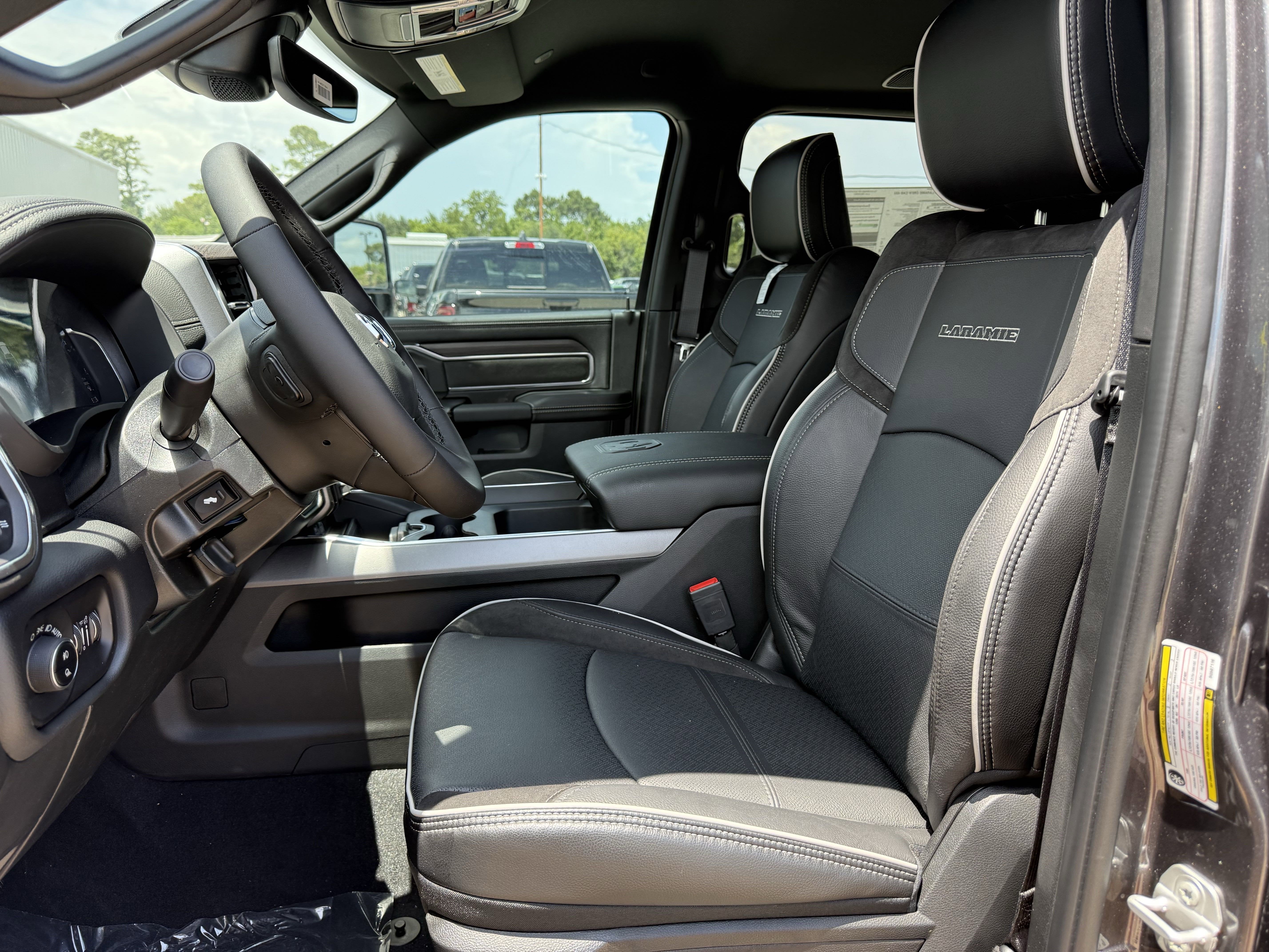 2025 RAM 2500 LARAMIE