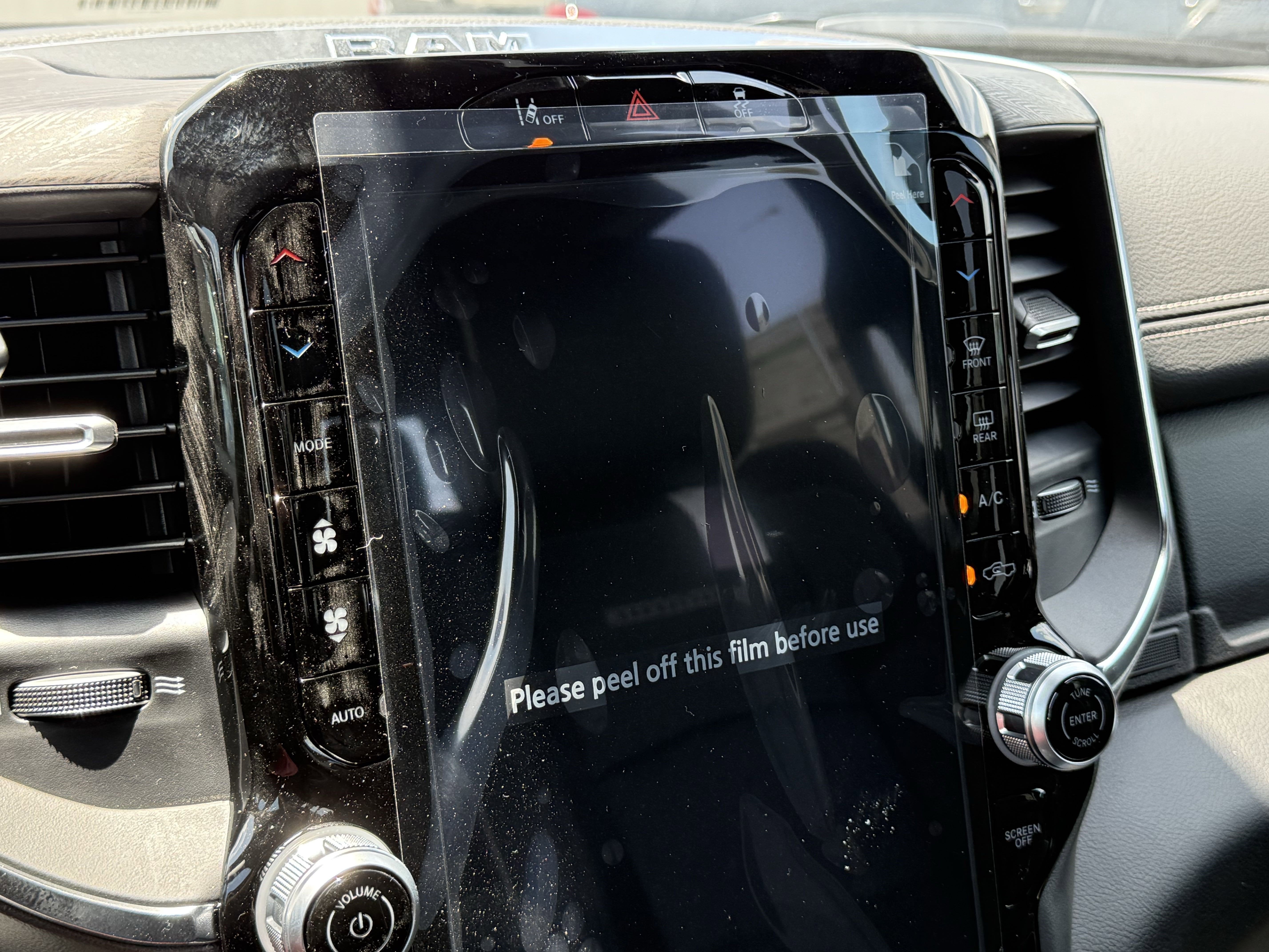 2025 RAM 2500 LARAMIE