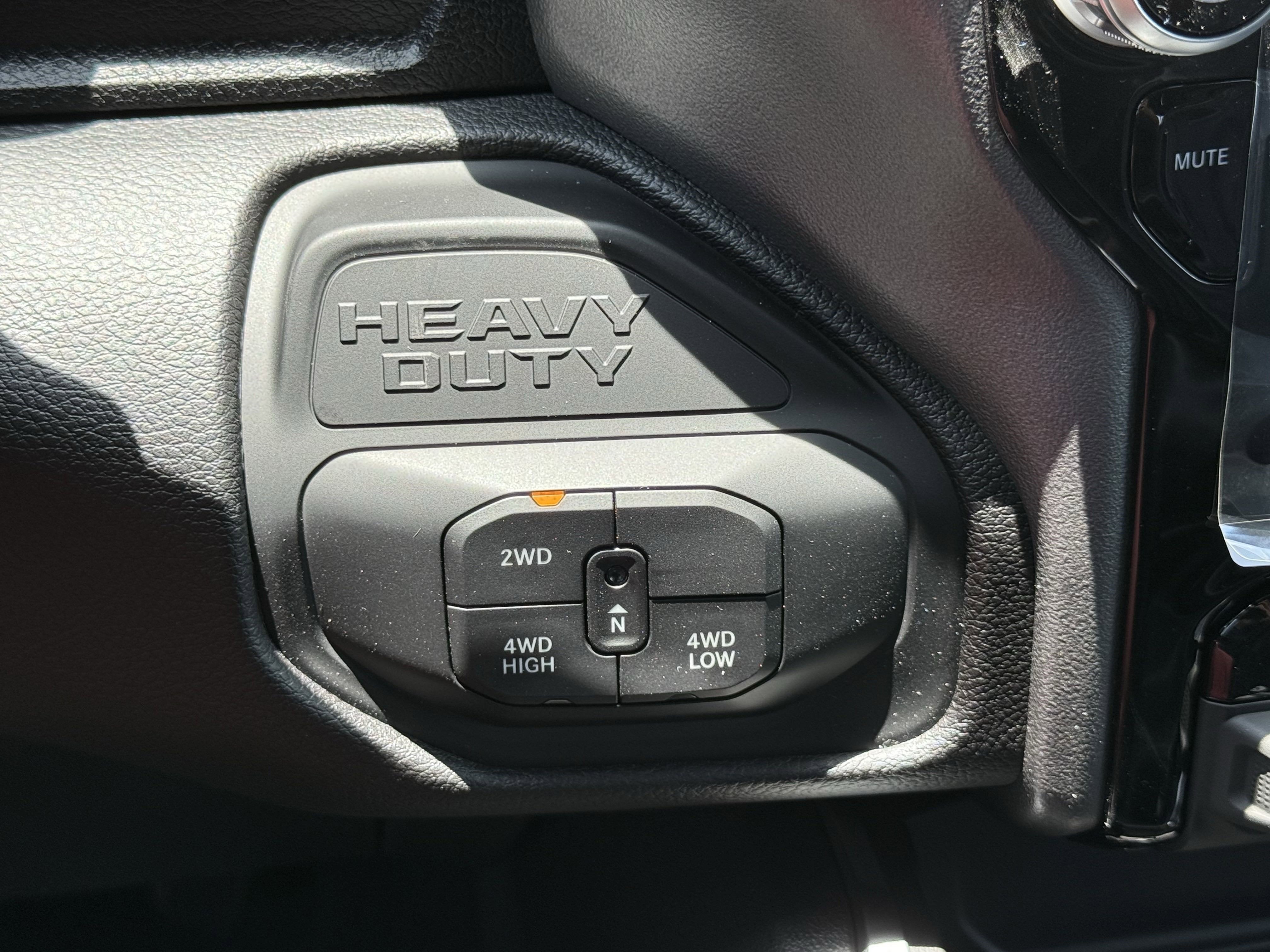 2025 RAM 2500 LARAMIE